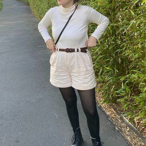 Vintage 80s/90s high waisted mom shorts